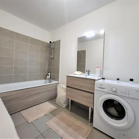 Le Lucie - Bain De Lumiere Au Pied Du Metro Apartment Bagneux  Exterior photo